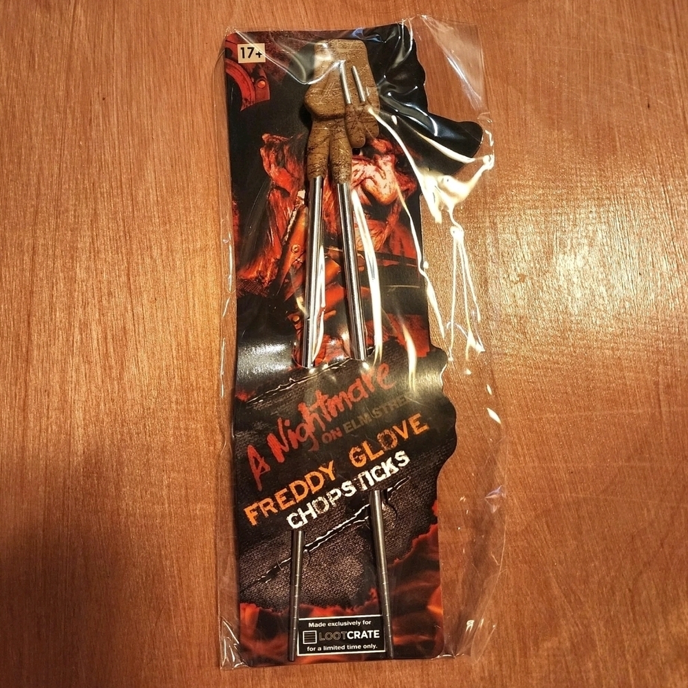 Loot Crate A Nightmare on Elm Street Freddy Glove Chopsticks